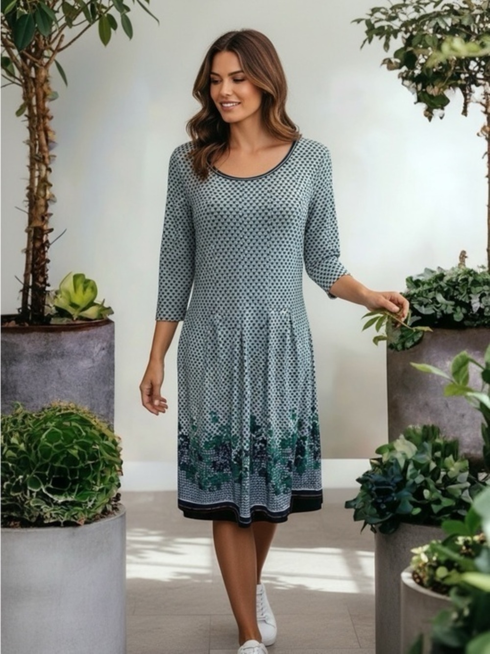 Gorgeous Max Studio Dress